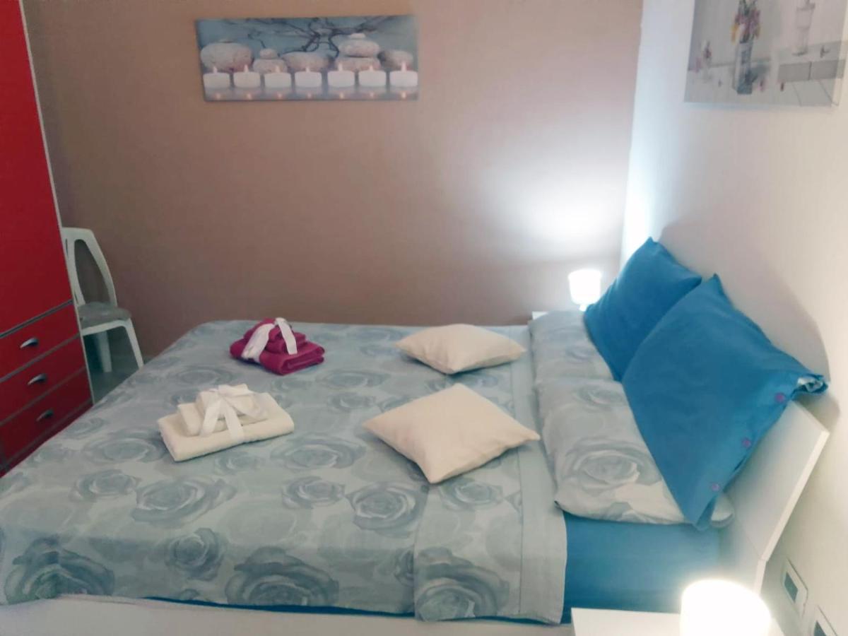 Casa Vacanze Menta Fiorita Флумини-ди-Кварту Экстерьер фото